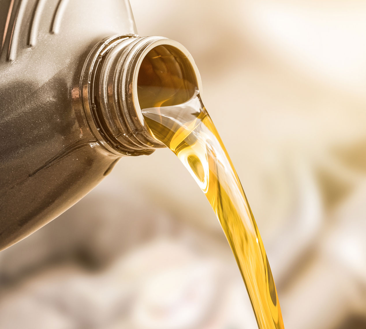 Lubricants - Industrial Oils - Heavy Equipment - FleetFuelz